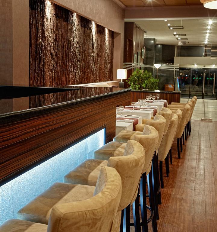 צ'יסינאו Codru Hotel מסעדה תמונה