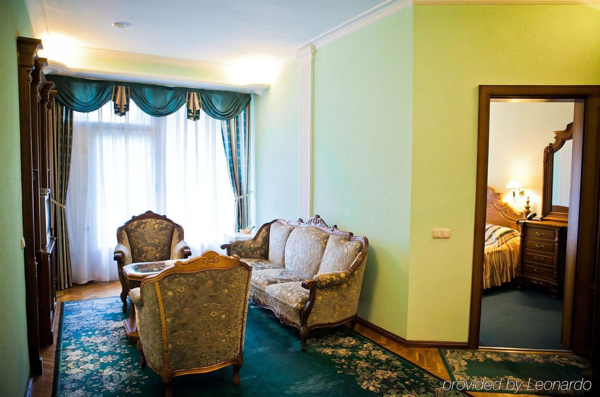 צ'יסינאו Codru Hotel מראה חיצוני תמונה