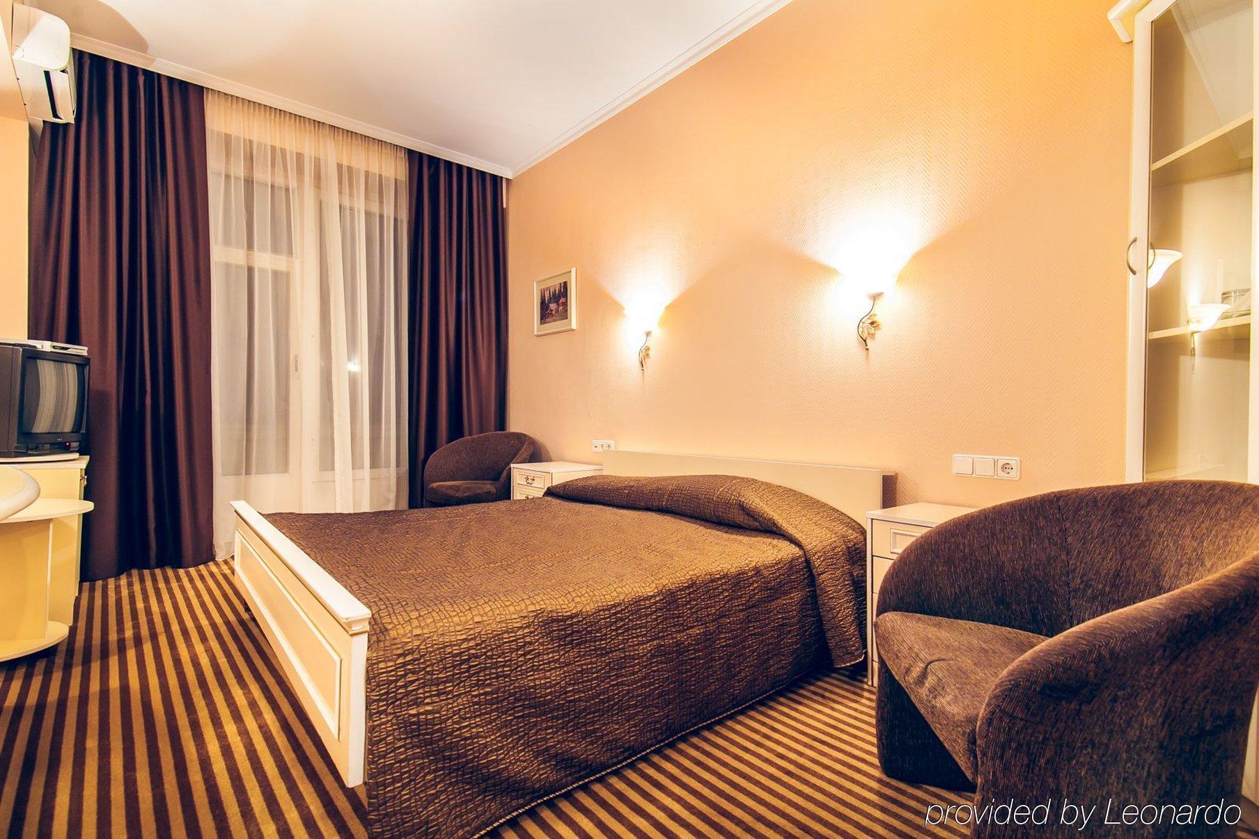 צ'יסינאו Codru Hotel מראה חיצוני תמונה