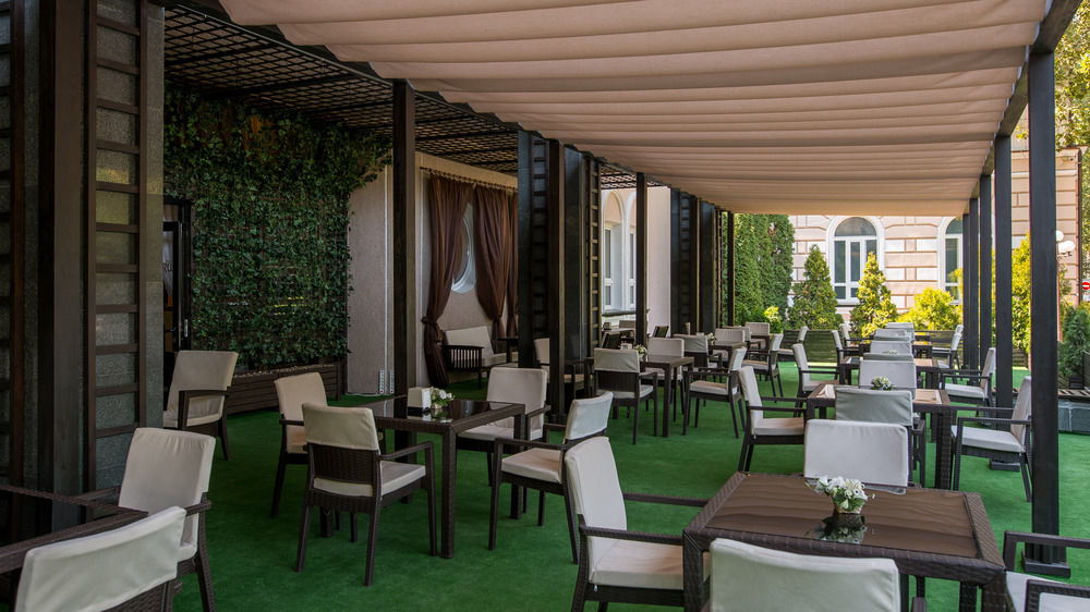 צ'יסינאו Codru Hotel מראה חיצוני תמונה